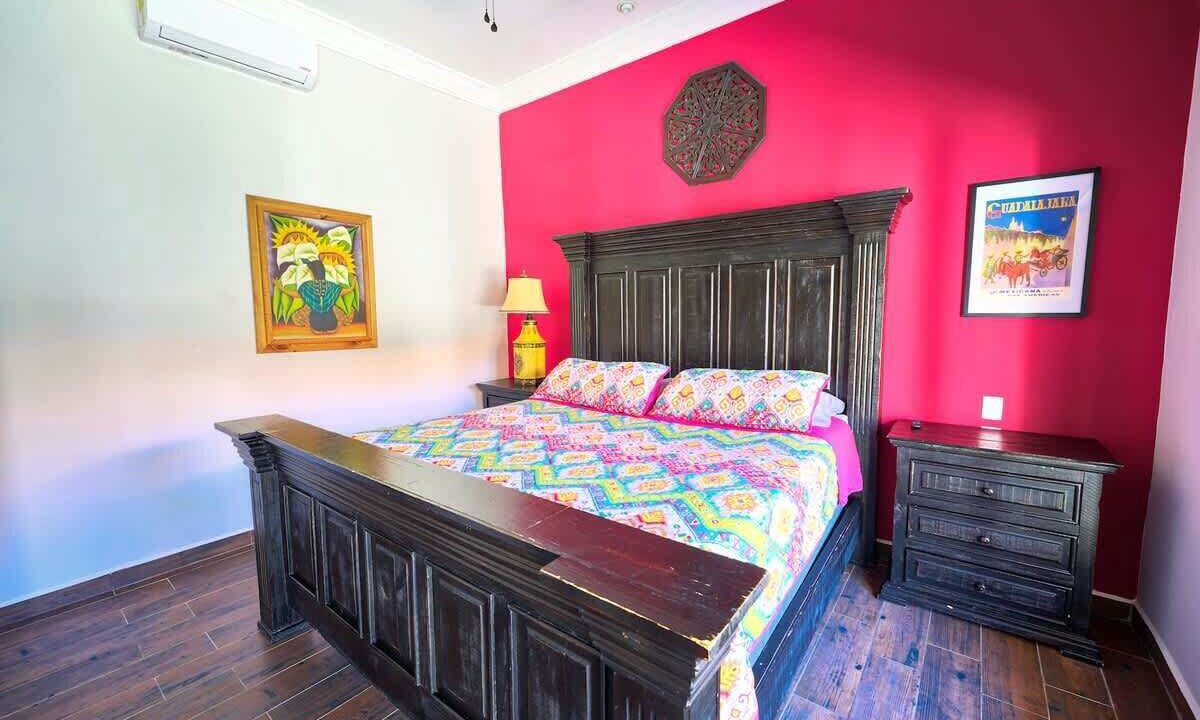 Photo of Bedroom in Laguna Shores