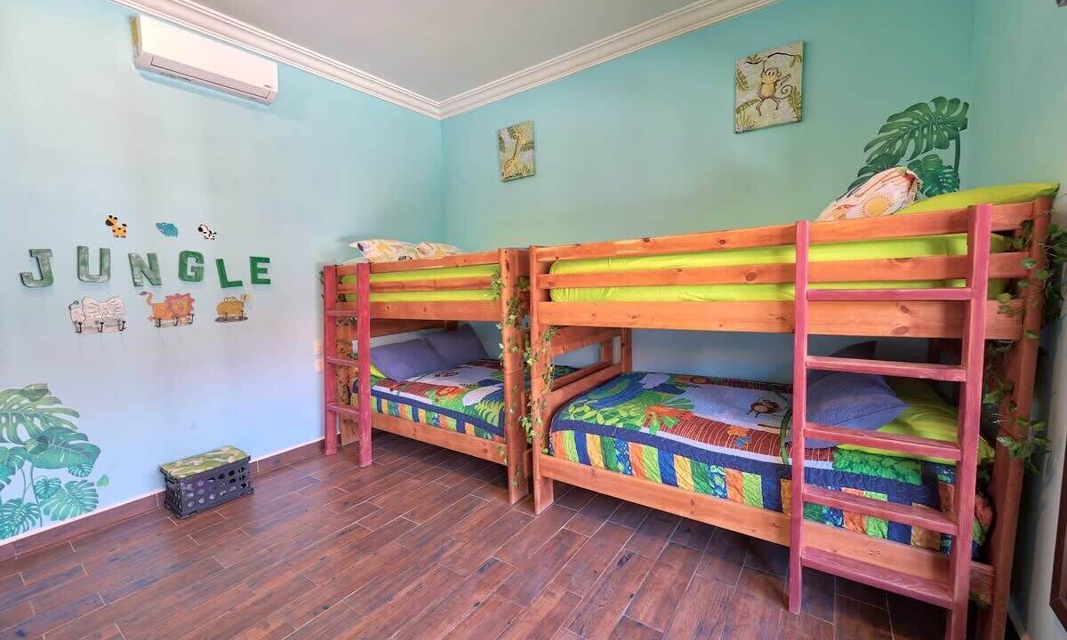 Photo of Bedroom in Laguna Shores