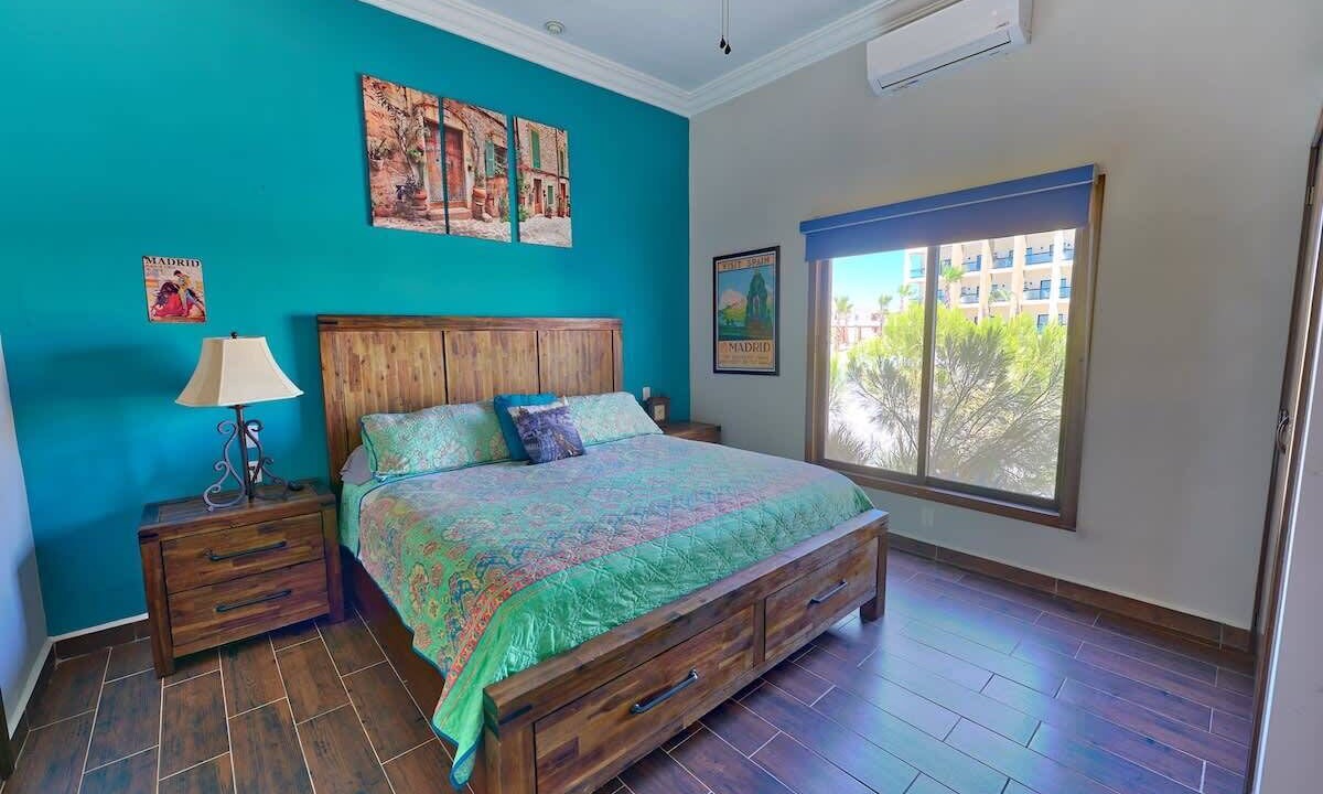 Photo of Bedroom in Laguna Shores