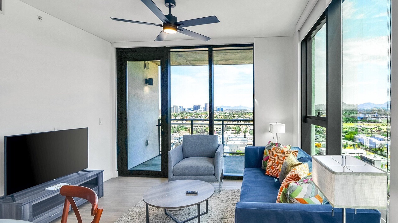 Photo of Livingroom in Evans Churchill