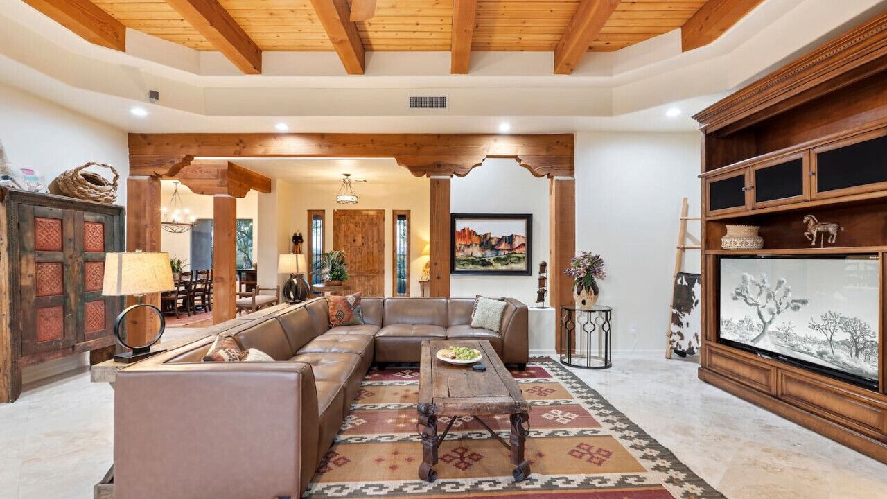Photo of Livingroom in Rio Verde Foothills