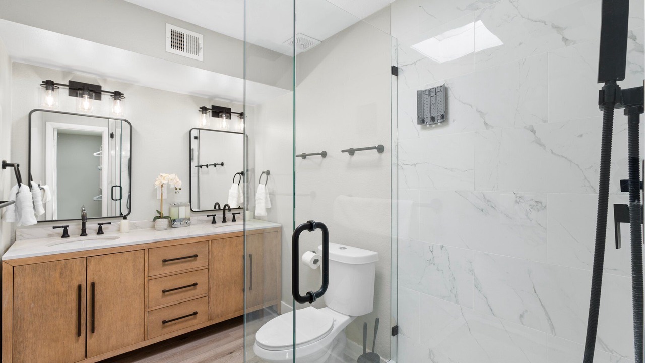 Photo of Bathroom in Paradise Valley Village