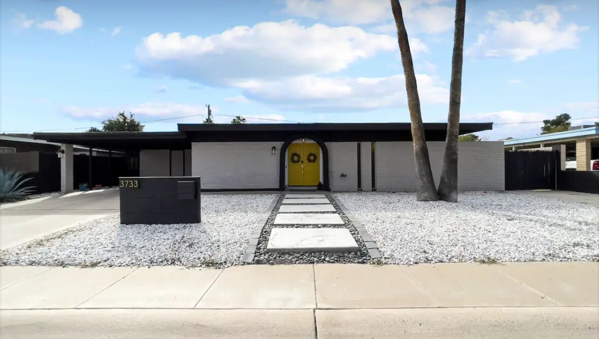 Photo of Outdoor in Paradise Valley Village