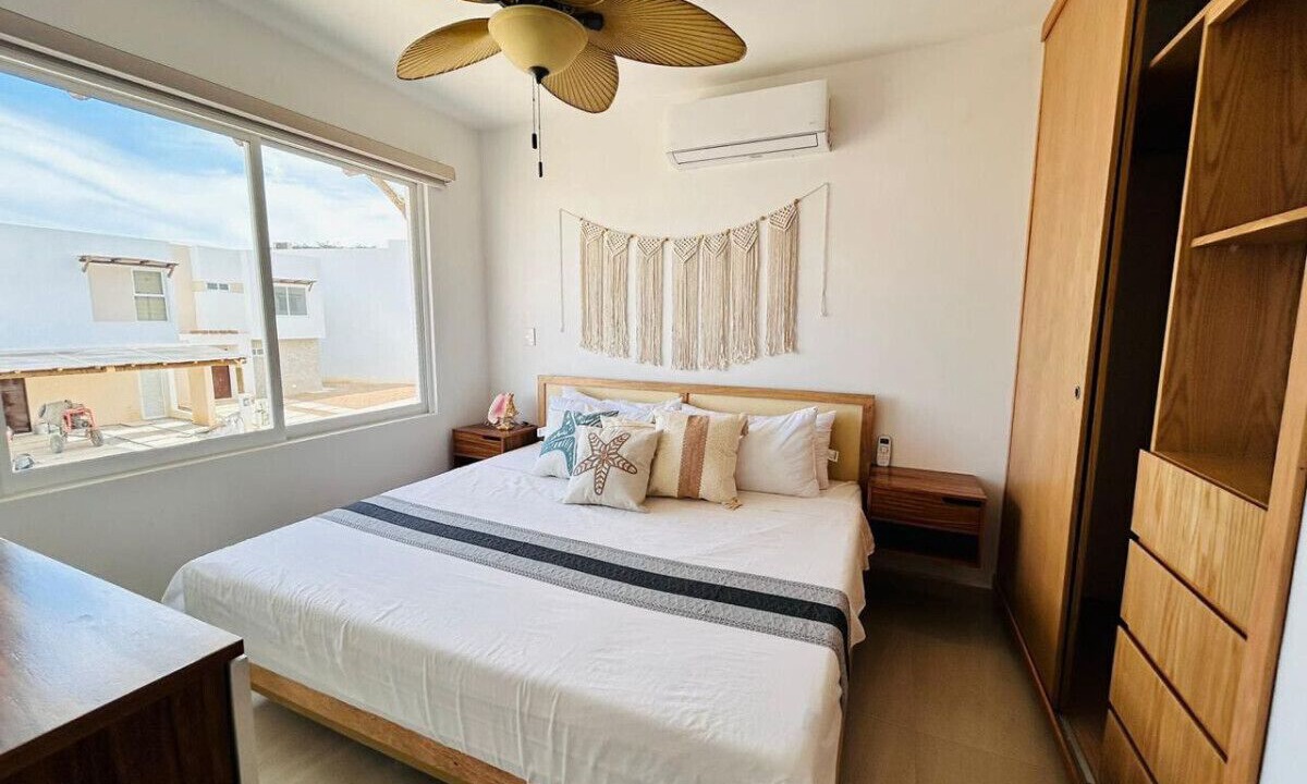 Photo of Bedroom in Cerritos