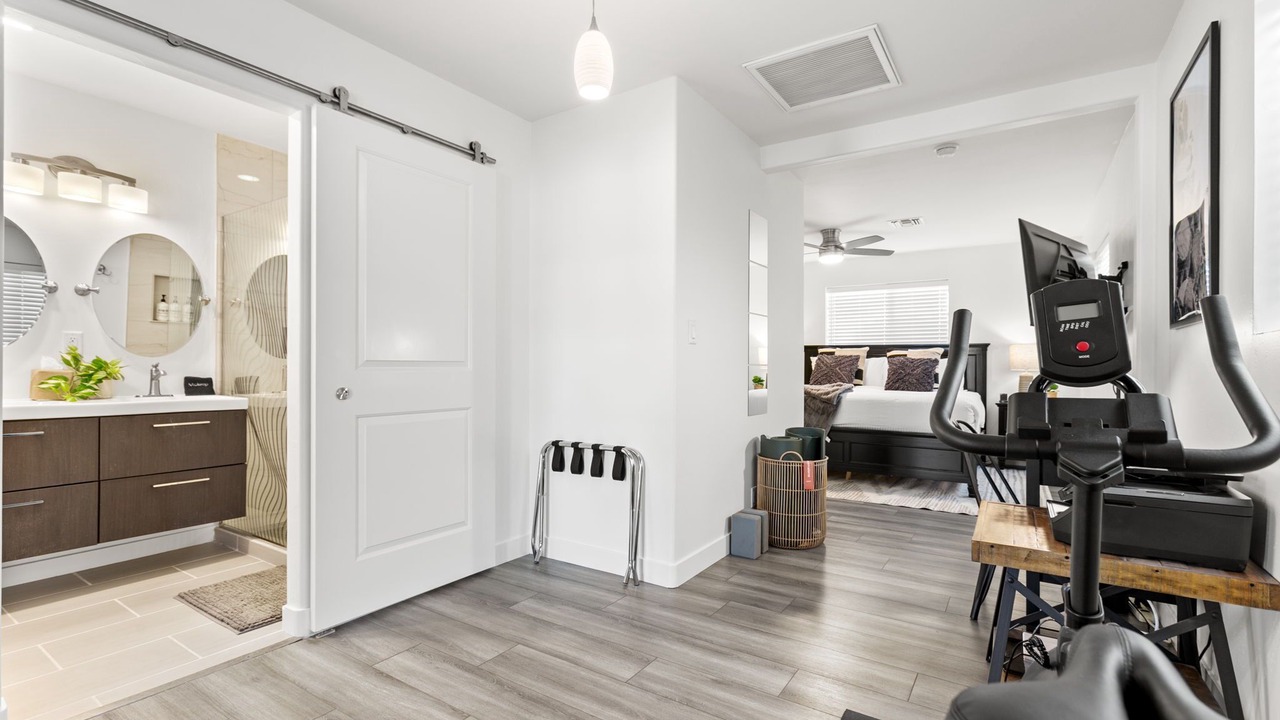 Photo of Bedroom in Peaceful Valley