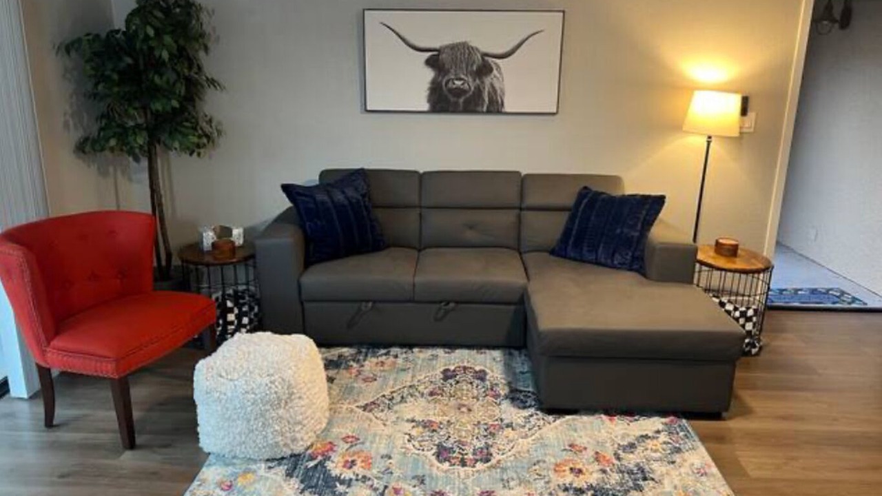 Photo of Livingroom in Scottsdale Estates Six