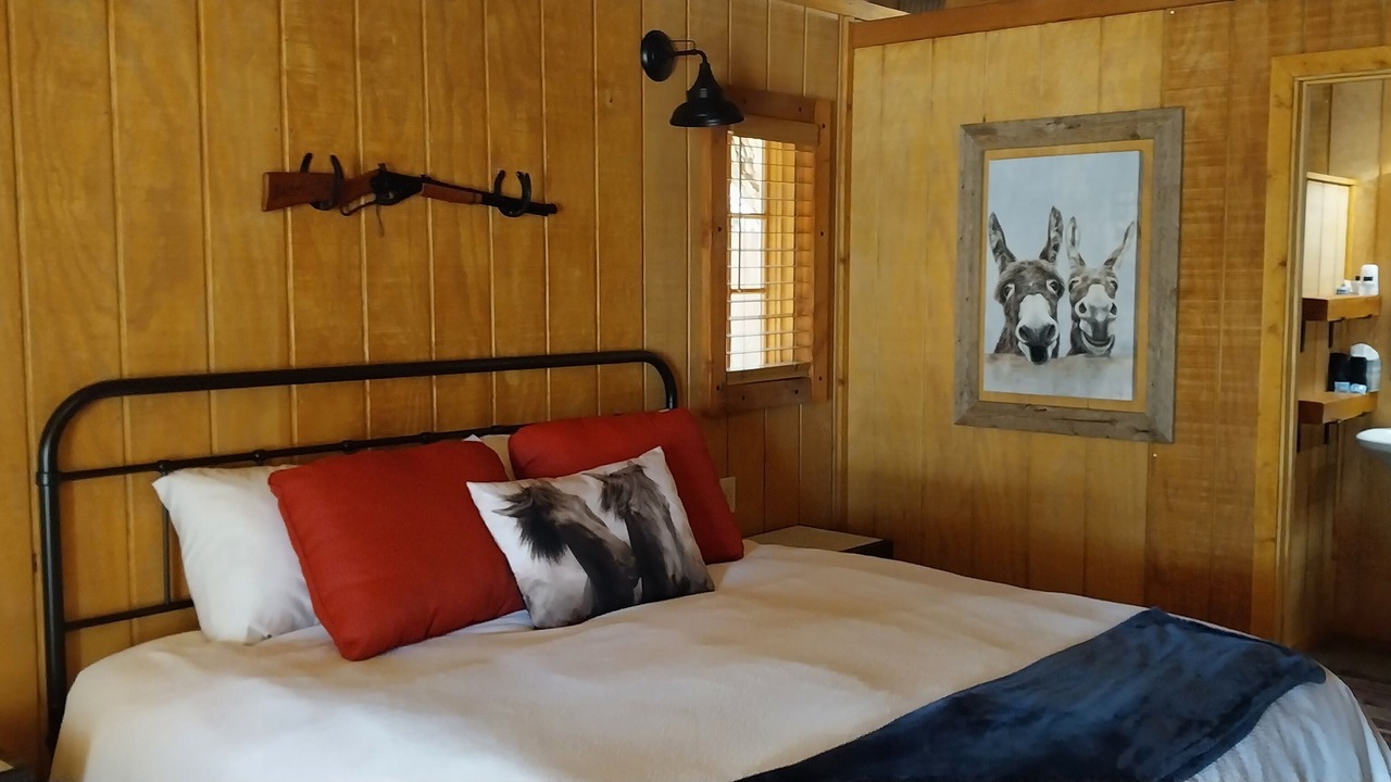 Photo of Bedroom in Cottonwood