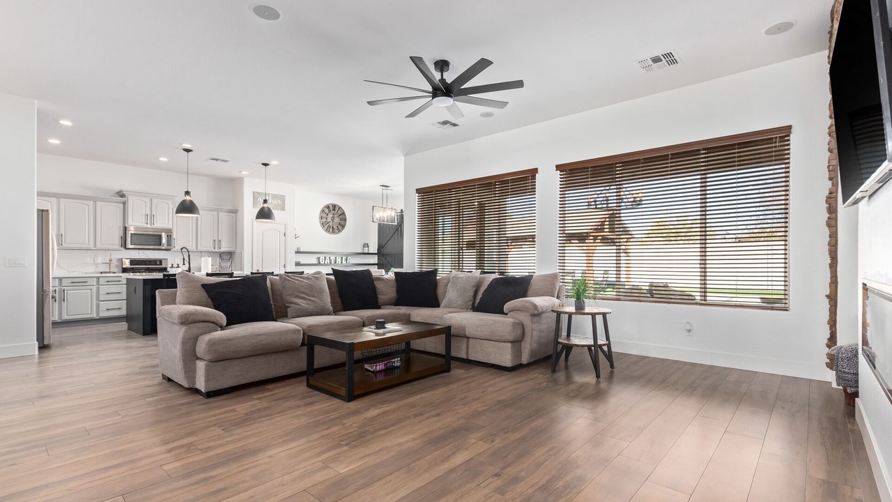 Photo of Bedroom in Rovey Farm Estates