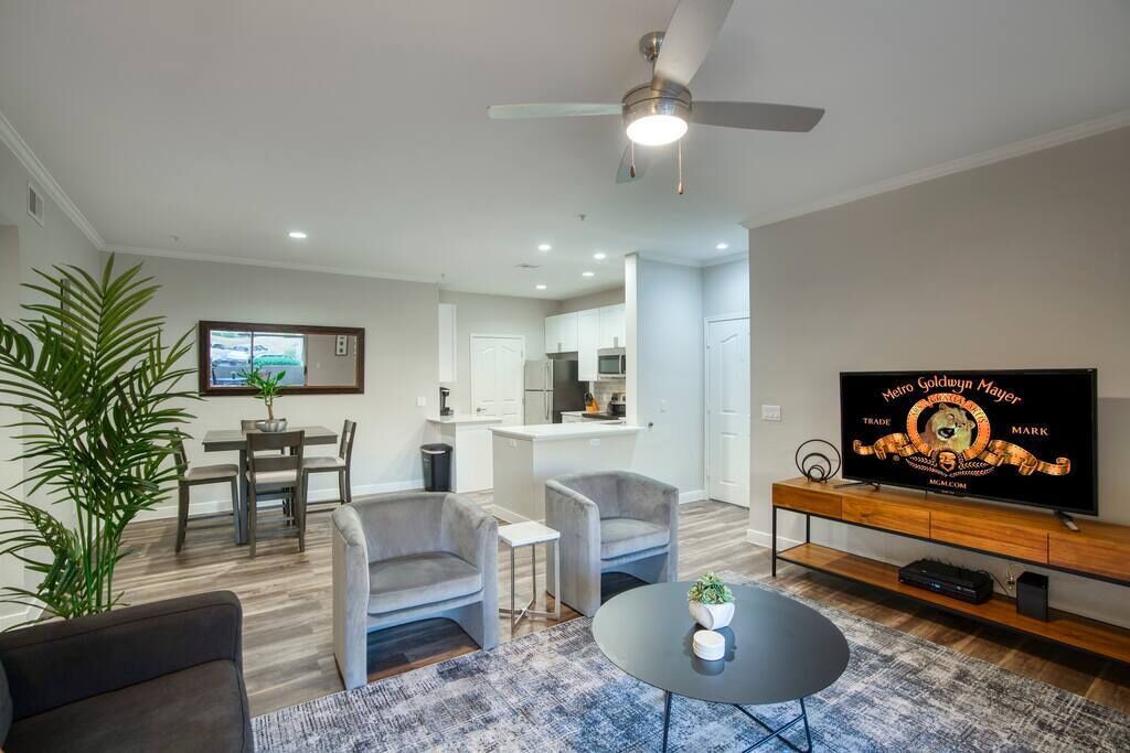 Photo of Livingroom in McDowell Mountain Apartments