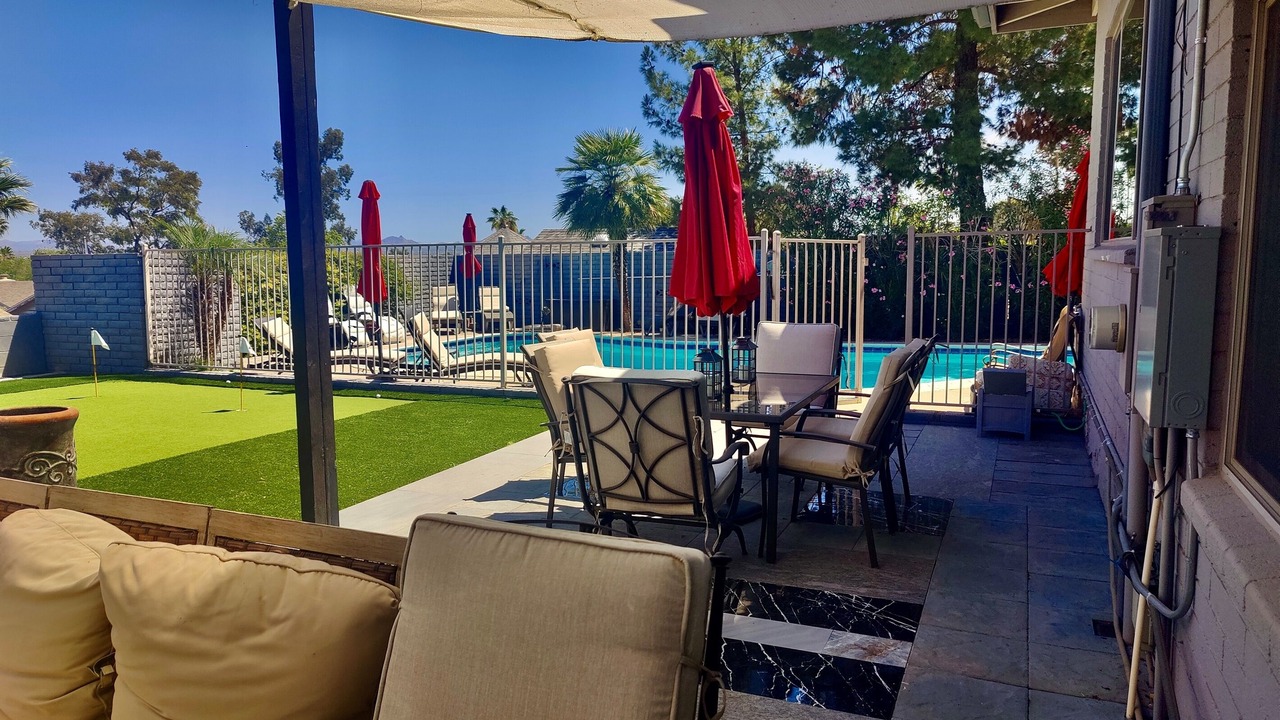 Photo of Outdoor in Paradise Valley Village
