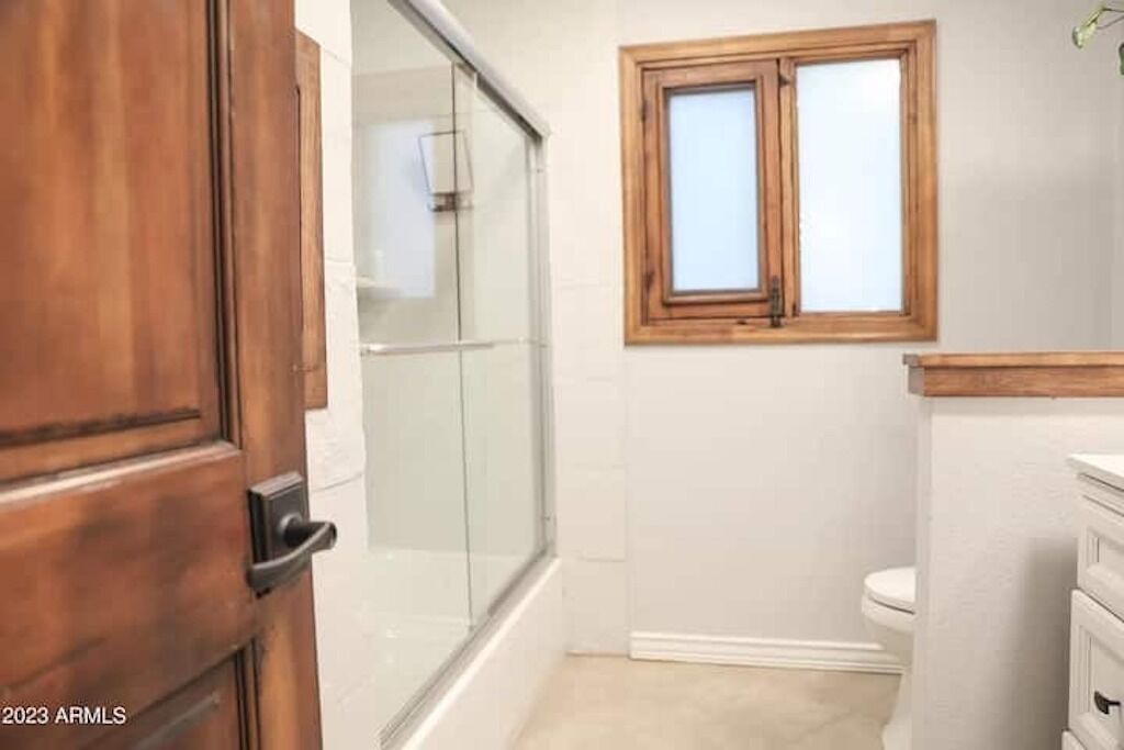 Photo of Bathroom in Village Grove