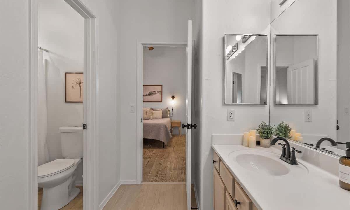 Photo of Bathroom in Cottonwood