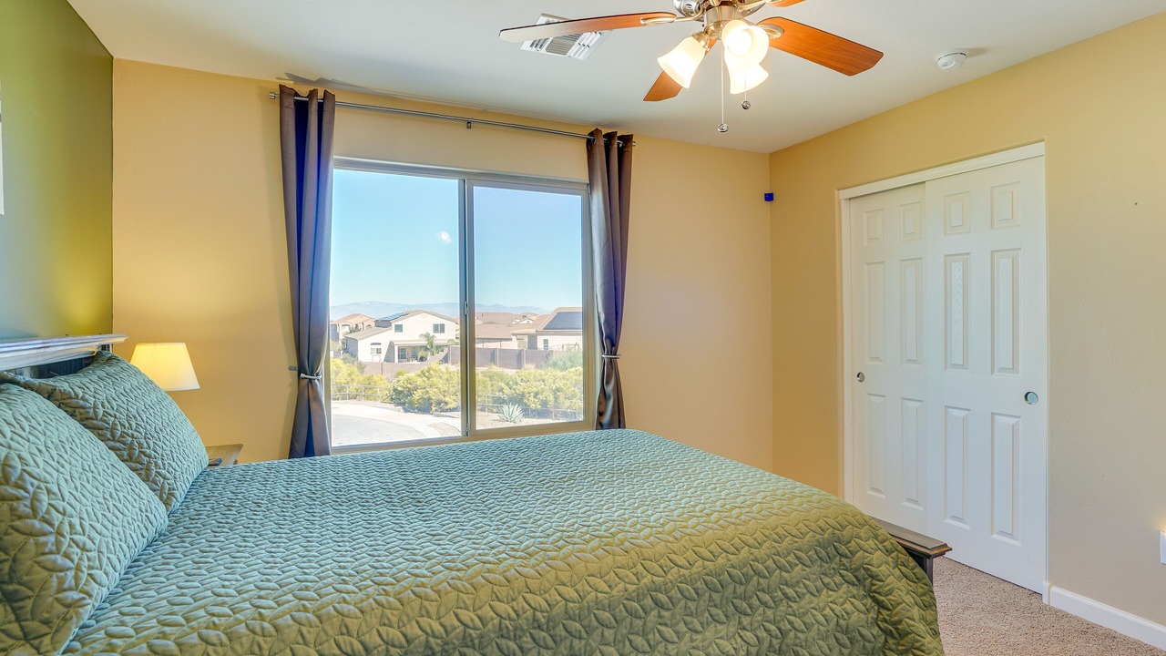 Photo of Bedroom in Corona de Tucson