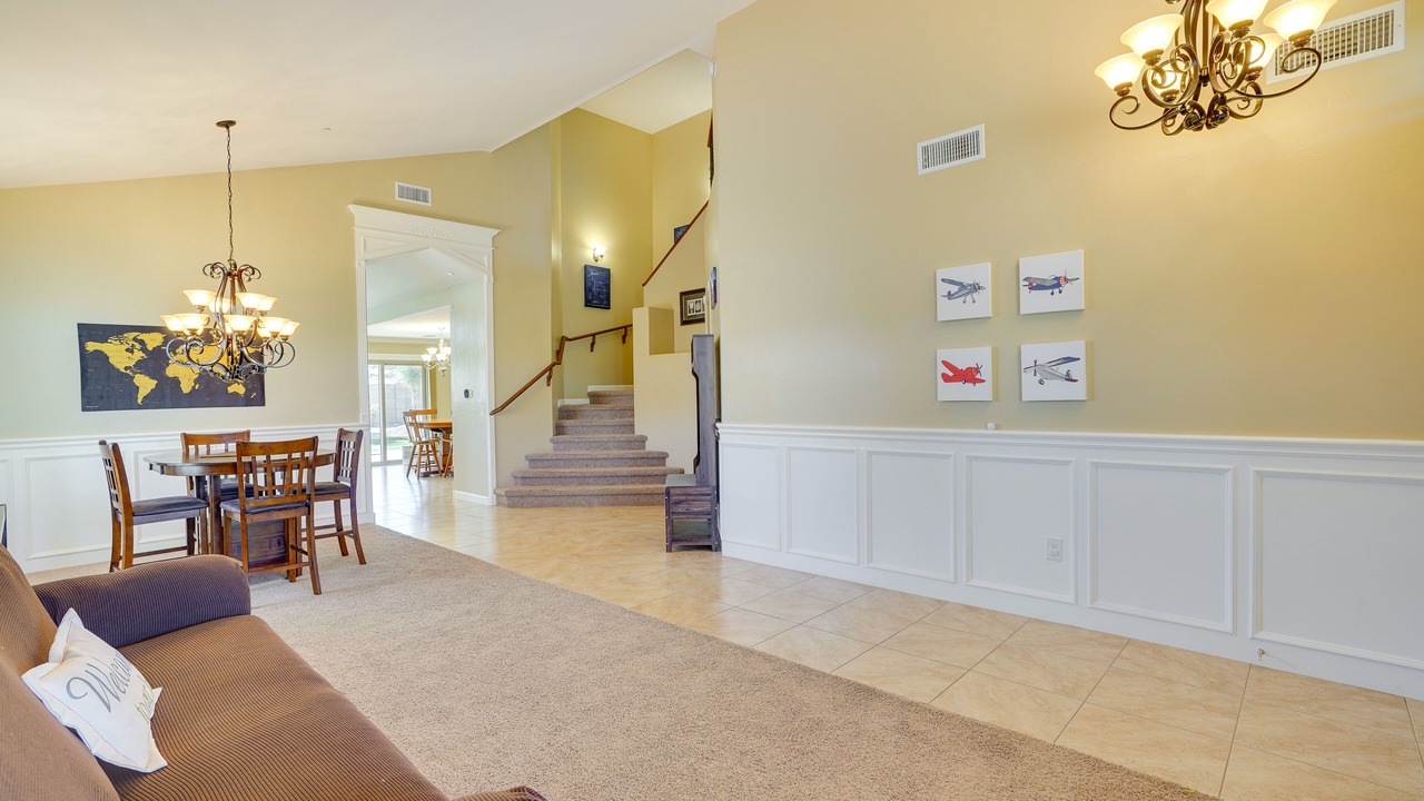 Photo of Livingroom in Corona de Tucson