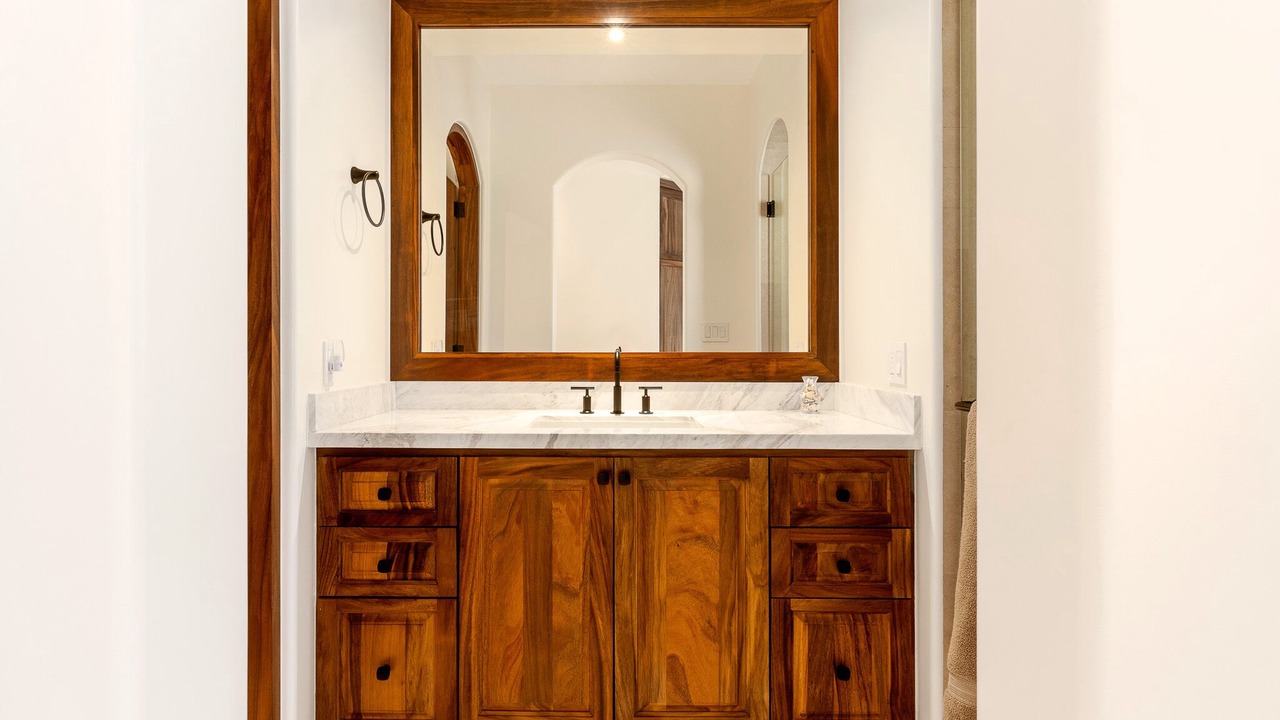 Photo of Bathroom in Buzzards