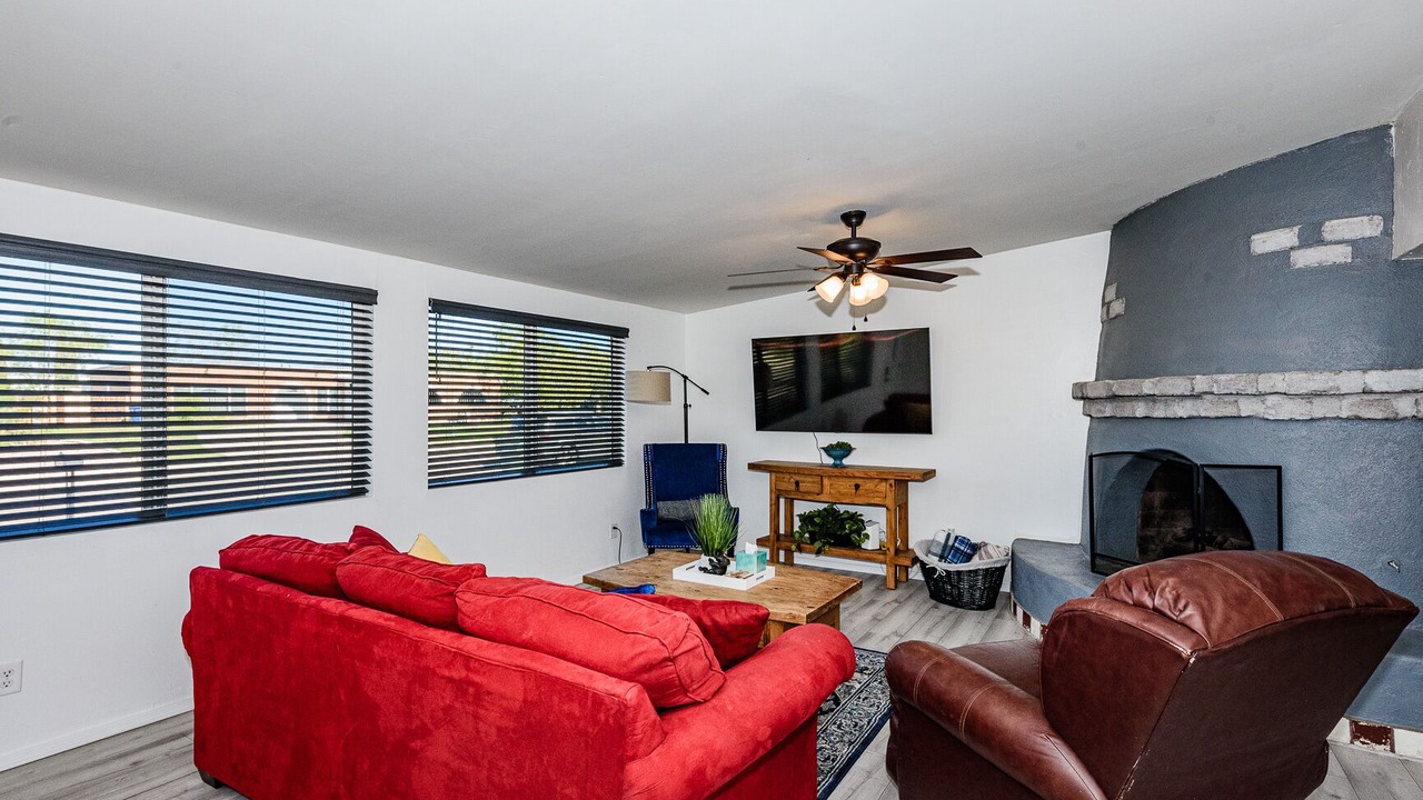 Photo of Livingroom in Hearthstone Hills