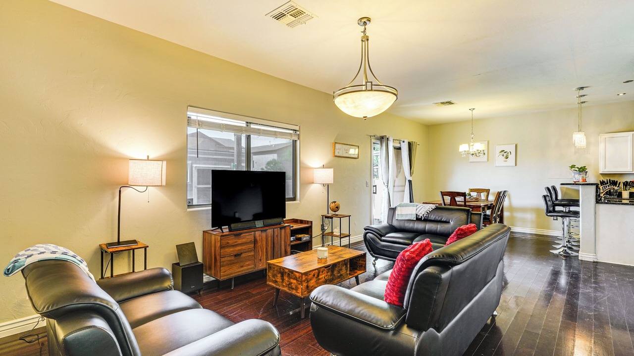 Photo of Livingroom in Tucson
