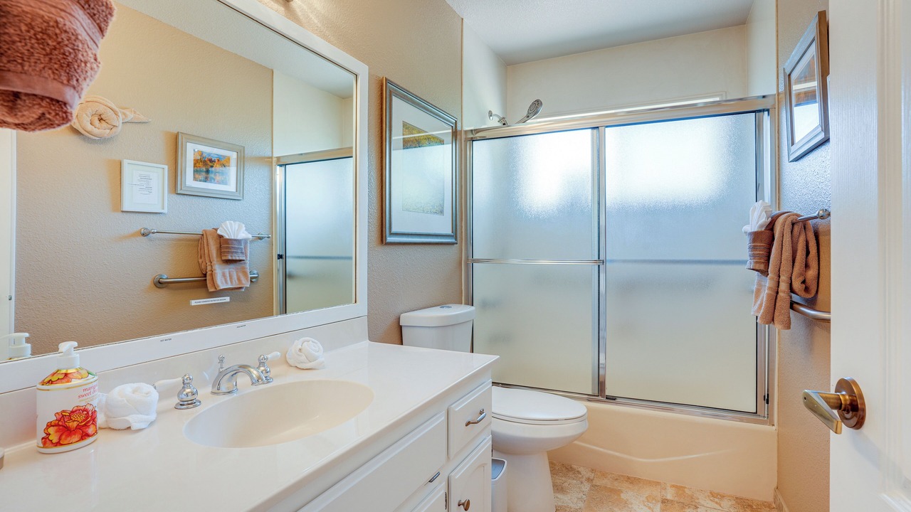 Photo of Bathroom in Oak Creek