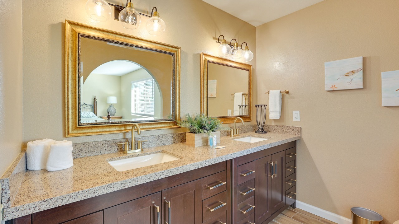 Photo of Bathroom in Glendale