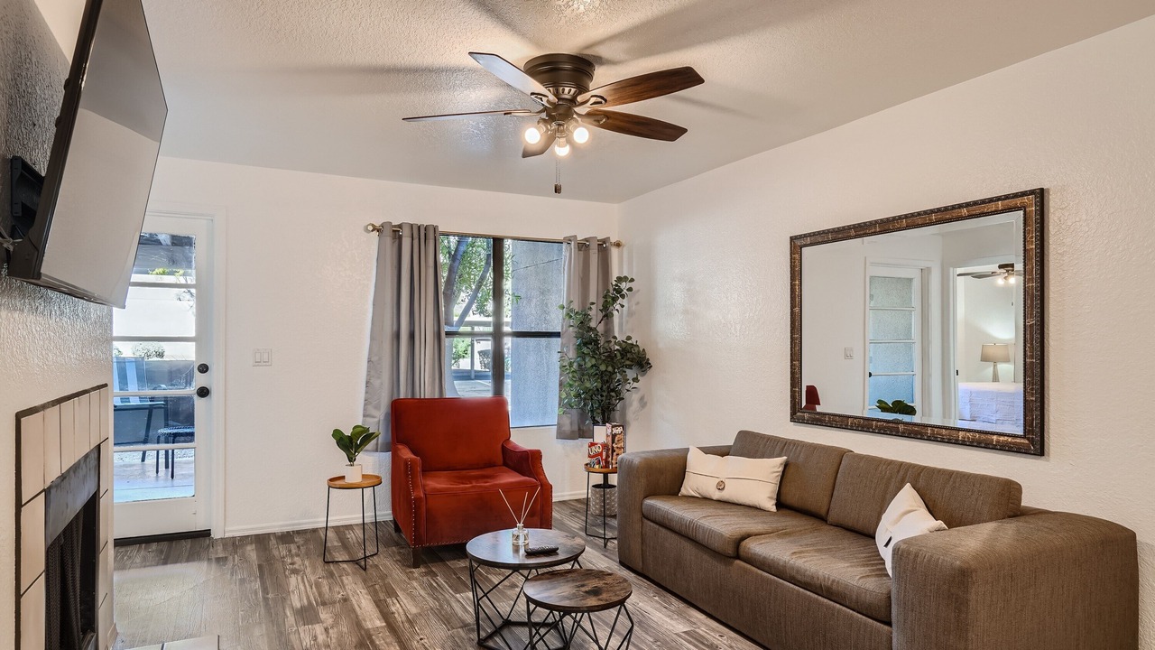 Photo of Livingroom in Tucson