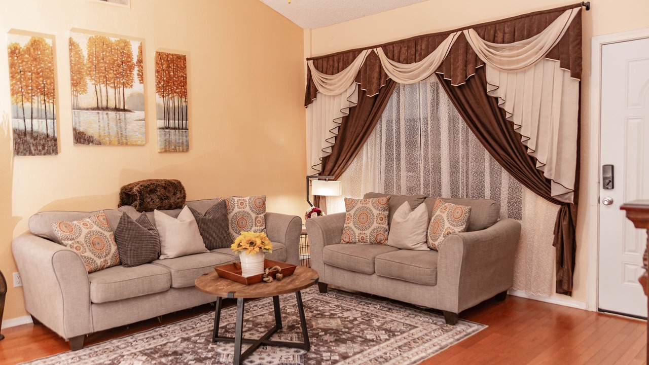Photo of Livingroom in Deer Valley