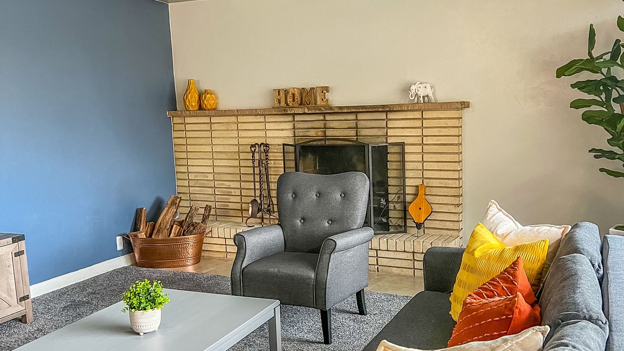 Photo of Livingroom in Orange Grove Park