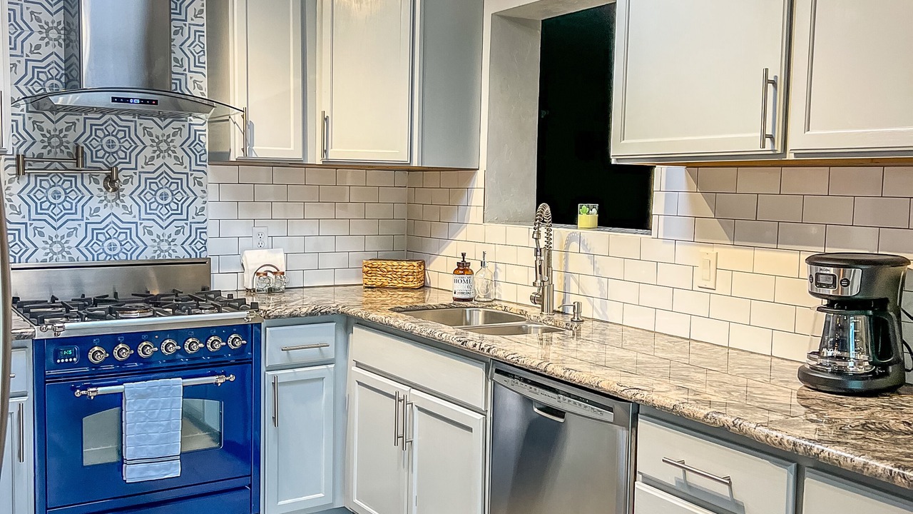 Photo of Kitchen in Orange Grove Park