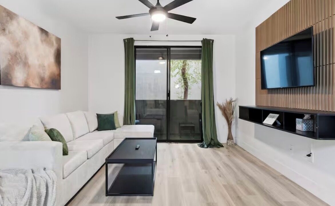Photo of Livingroom in Glendale Sports and Entertainment District