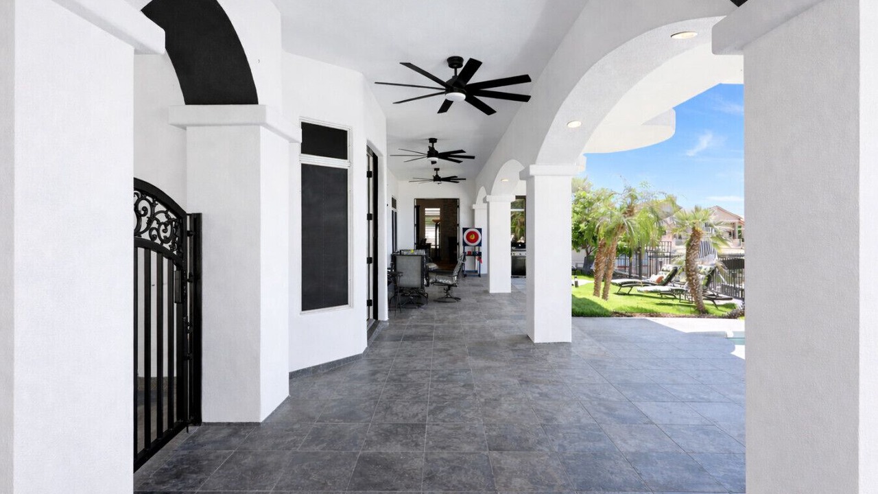Photo of Outdoor in Arrowhead Lakes