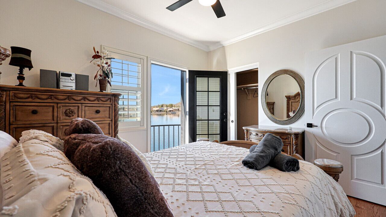 Photo of Bedroom in Arrowhead Lakes