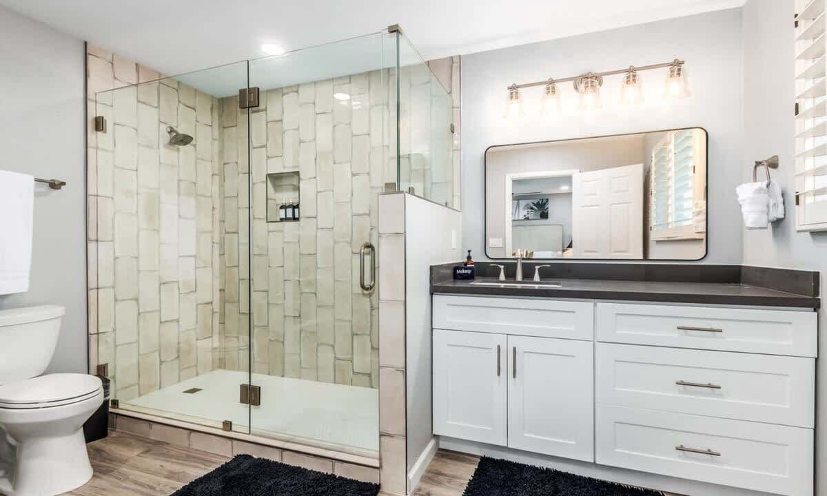 Photo of Bathroom in Village Grove