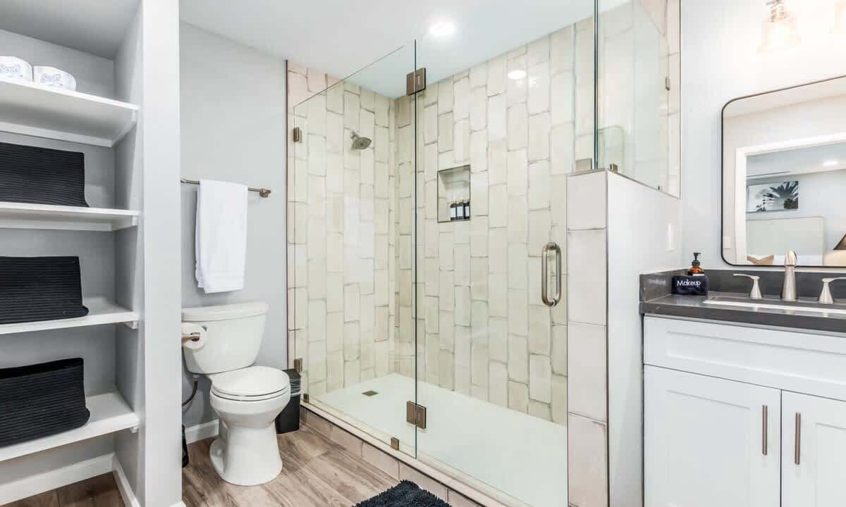 Photo of Bathroom in Village Grove