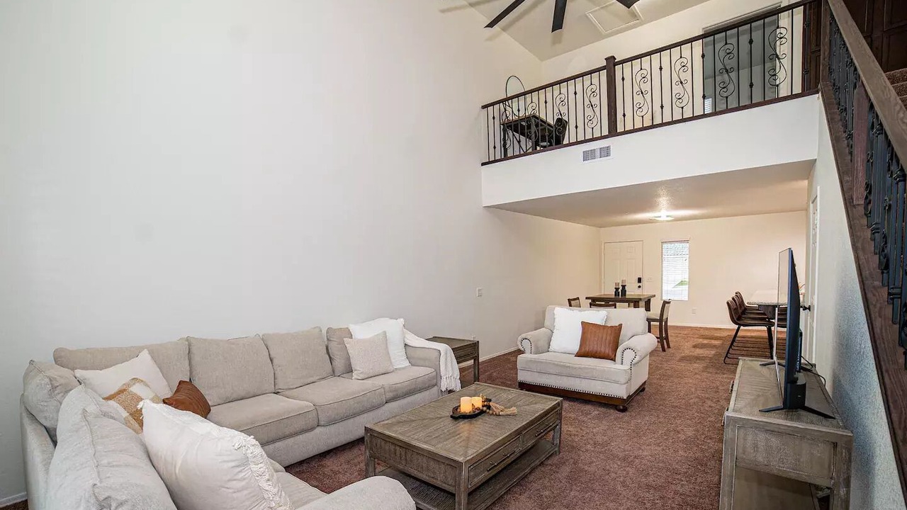 Photo of Livingroom in Yuma