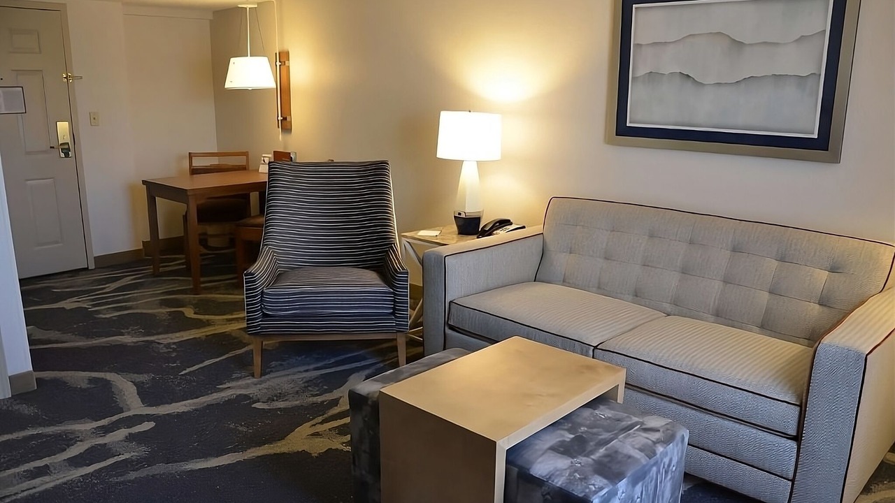 Photo of Livingroom in Camelback East