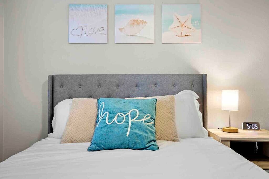 Photo of Bedroom in Central Scottsdale