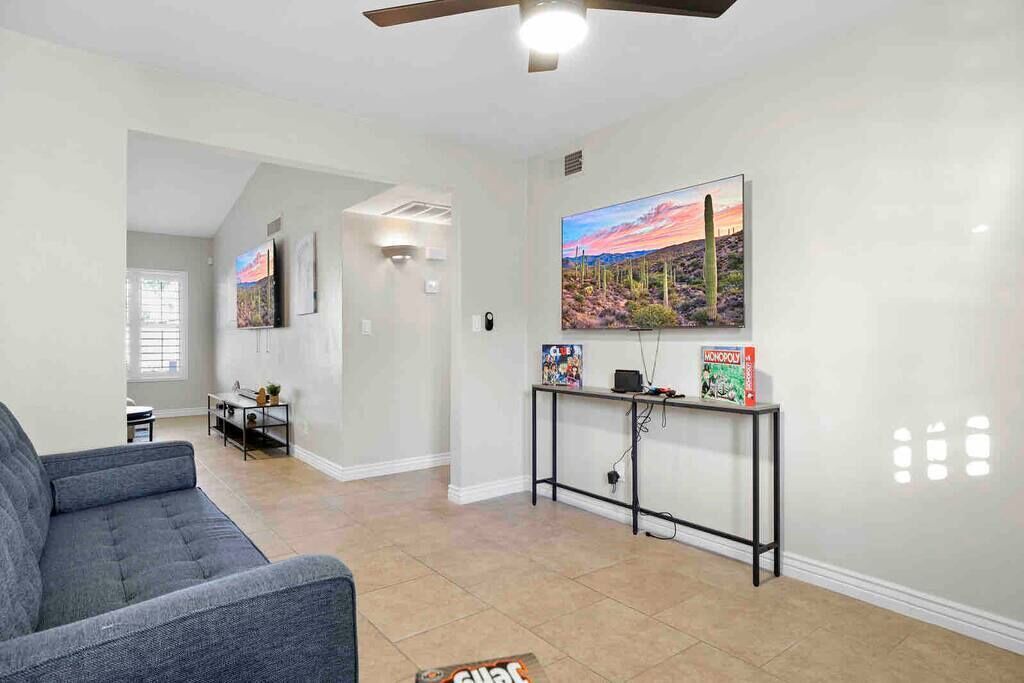 Photo of Livingroom in Central Scottsdale