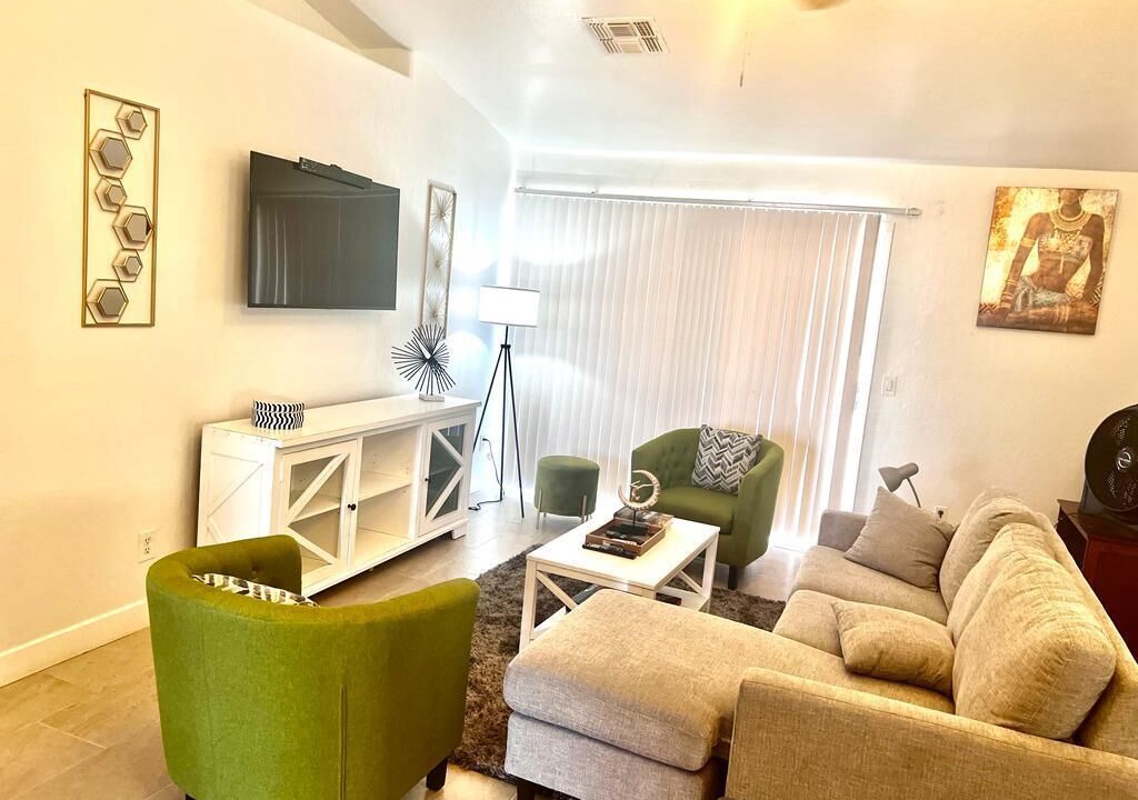 Photo of Livingroom in Maryvale