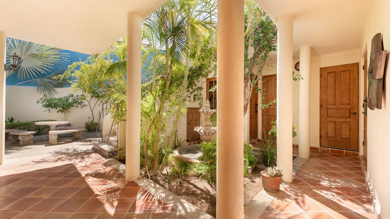 Photo of Patio Balcony in Nopolo