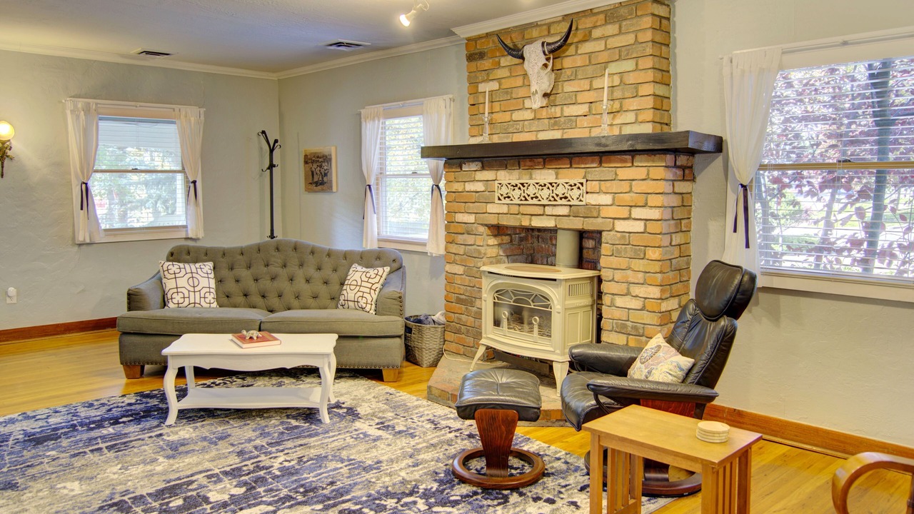 Photo of Livingroom in Downtown Flagstaff
