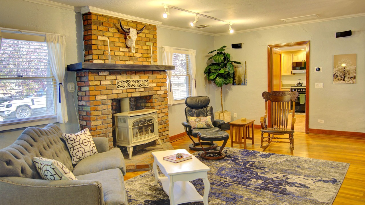 Photo of Livingroom in Downtown Flagstaff