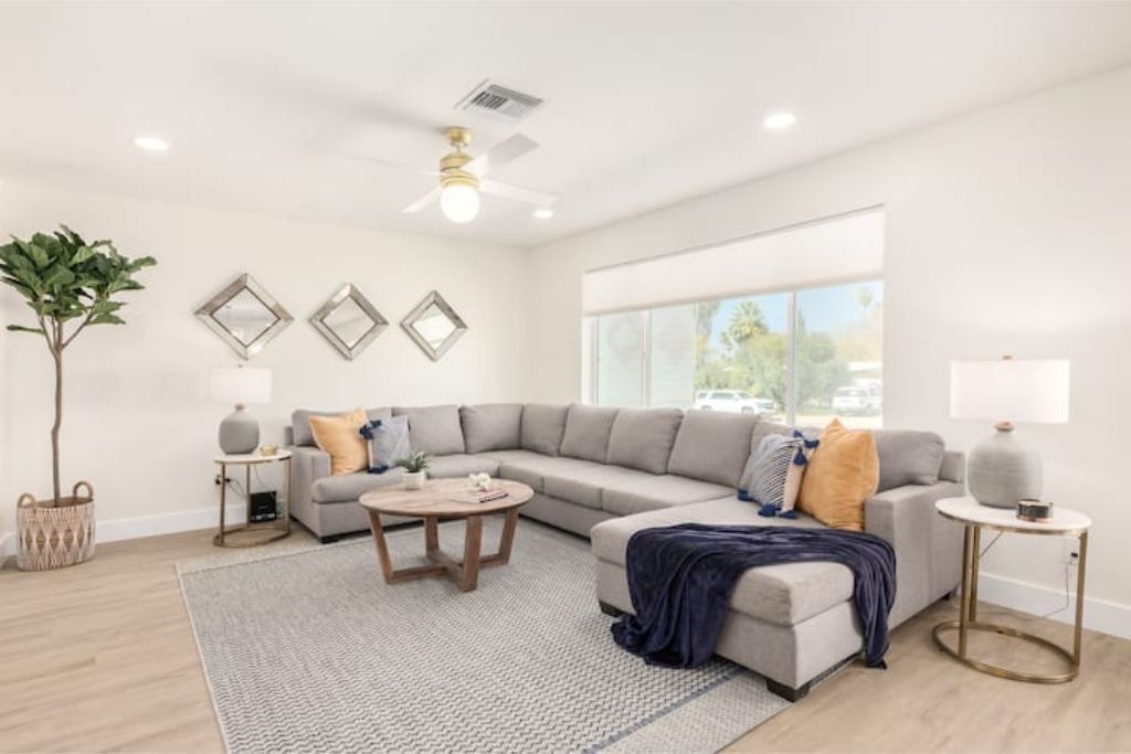 Photo of Livingroom in Tucson