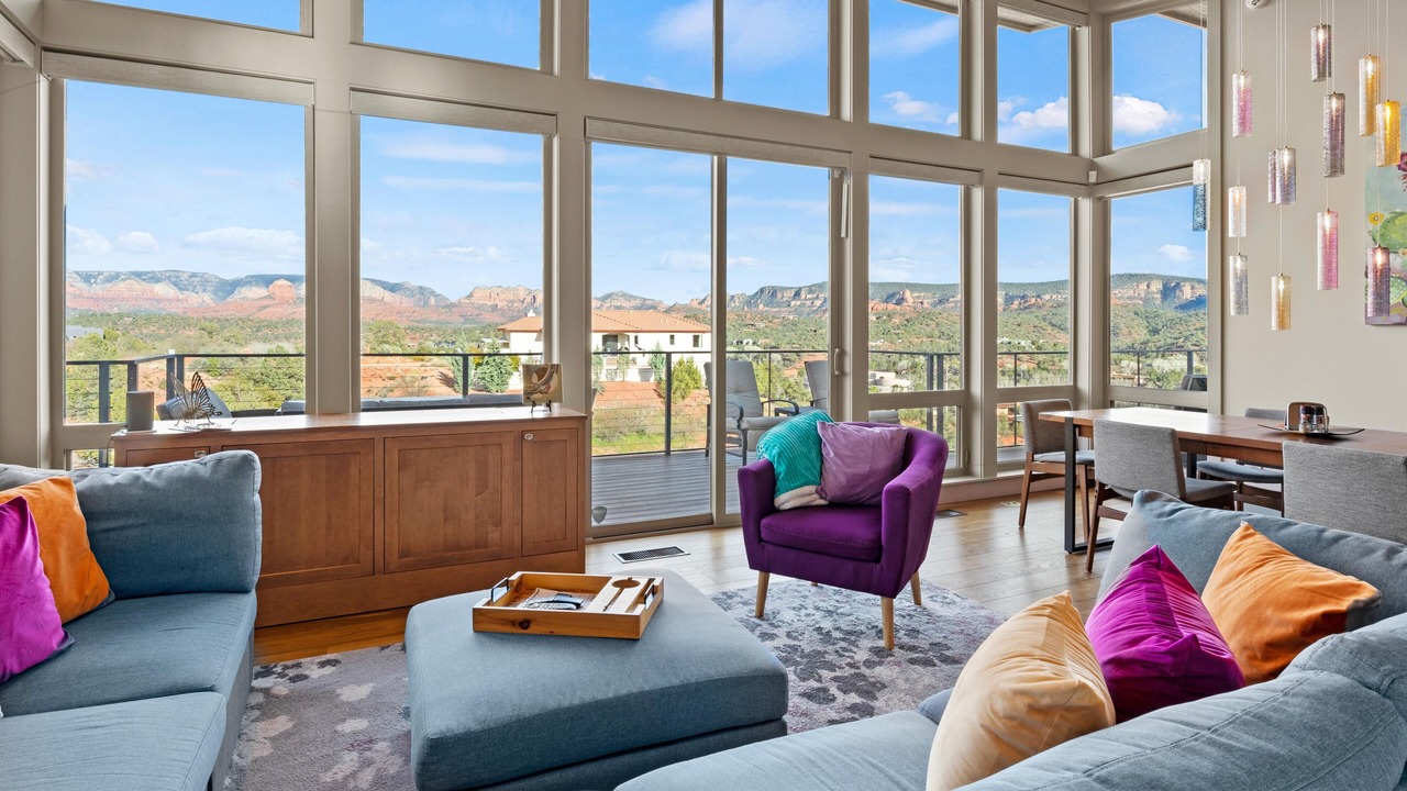 Photo of Livingroom in West Sedona