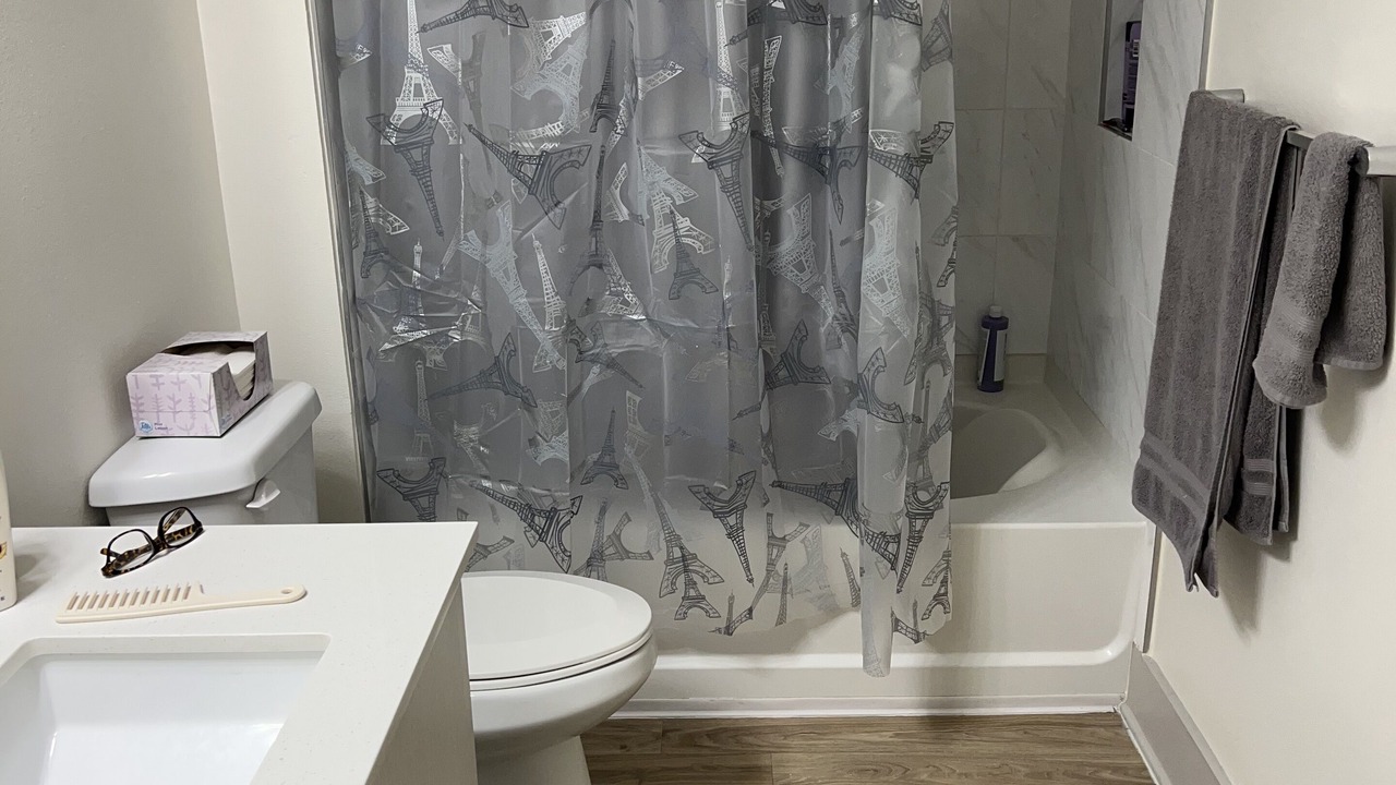 Photo of Bathroom in Desert View Village