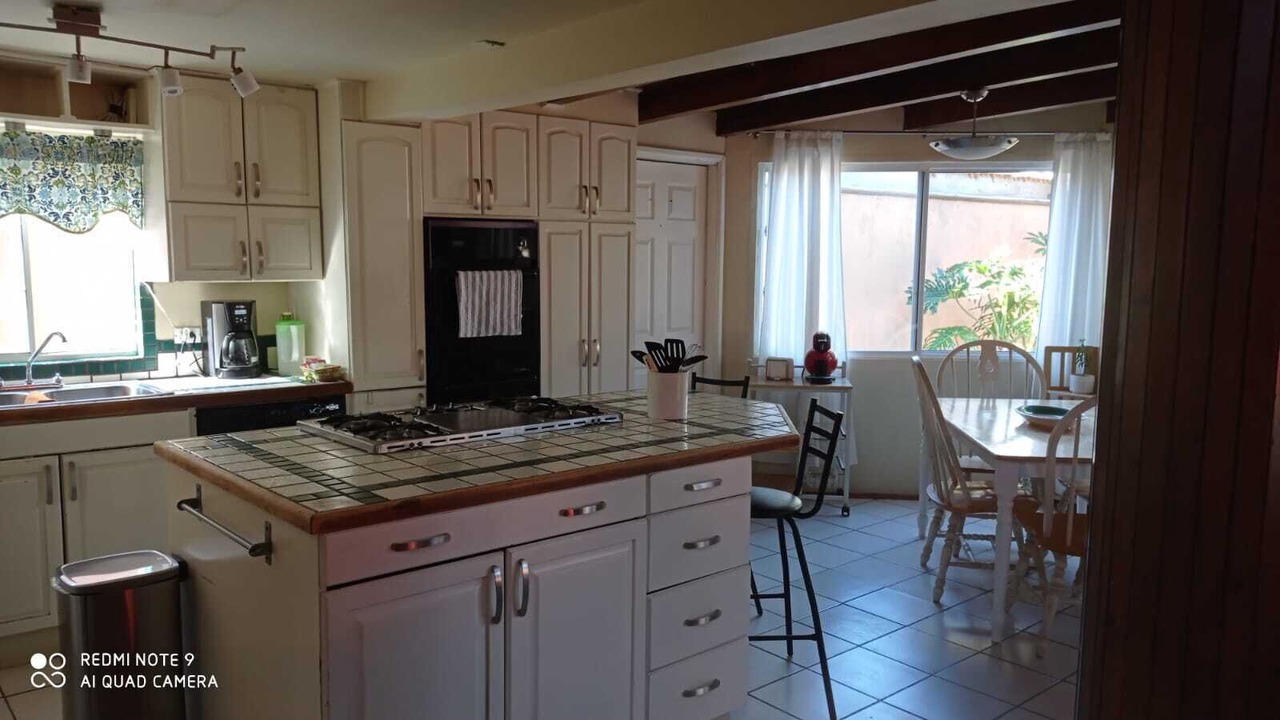 Photo of Kitchen in King Coronita