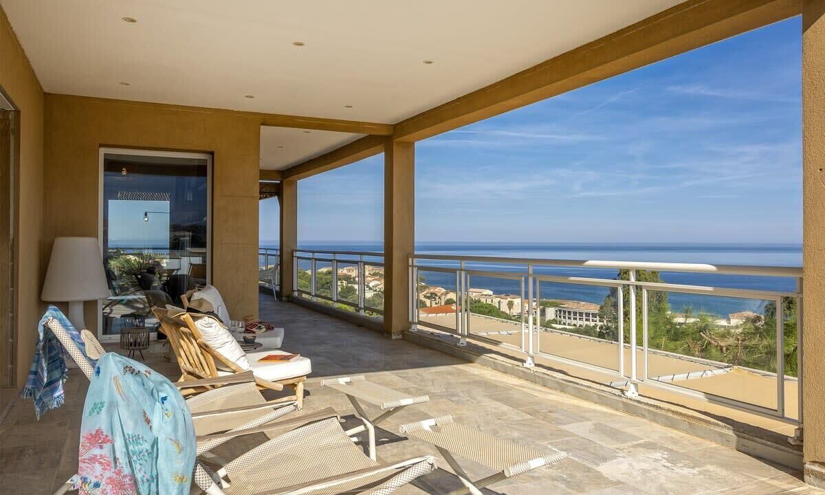 Photo of Patio Balcony in Algajola