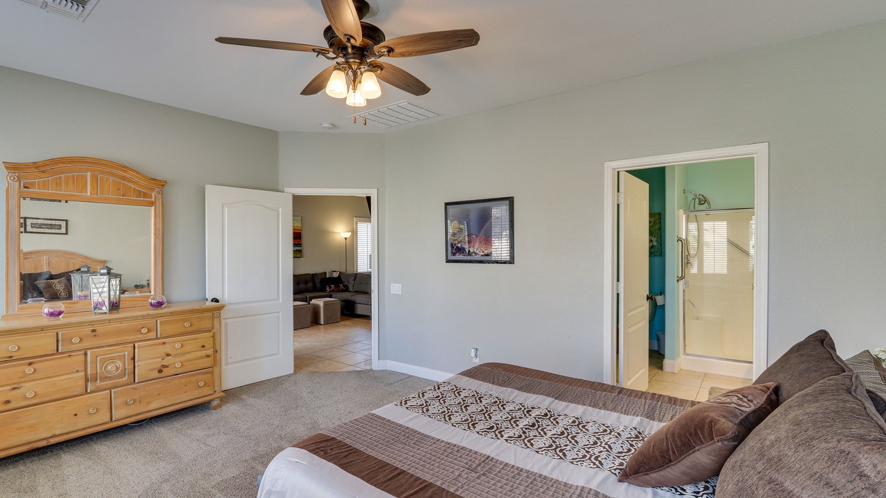 Photo of Bedroom in Gold Canyon
