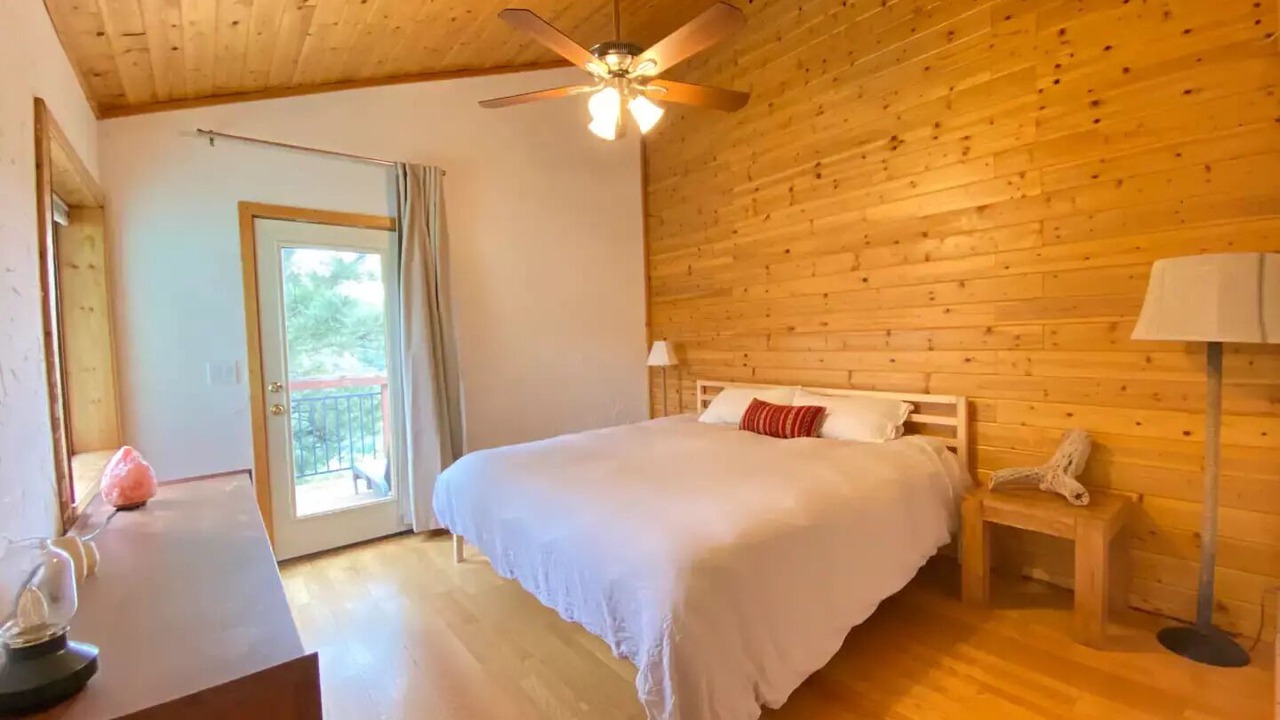 Photo of Bedroom in Summerhaven