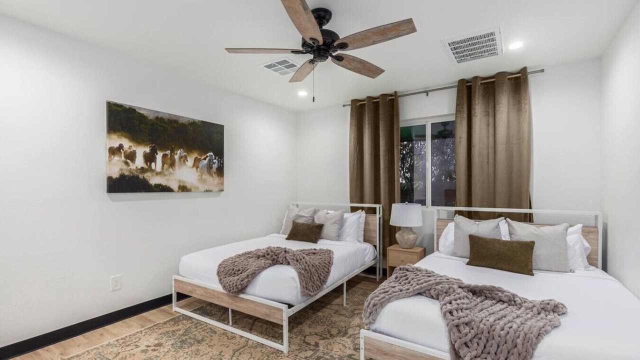 Photo of Bedroom in Desert Shadows