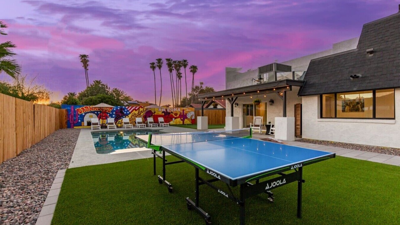 Photo of Outdoor in Desert Shadows