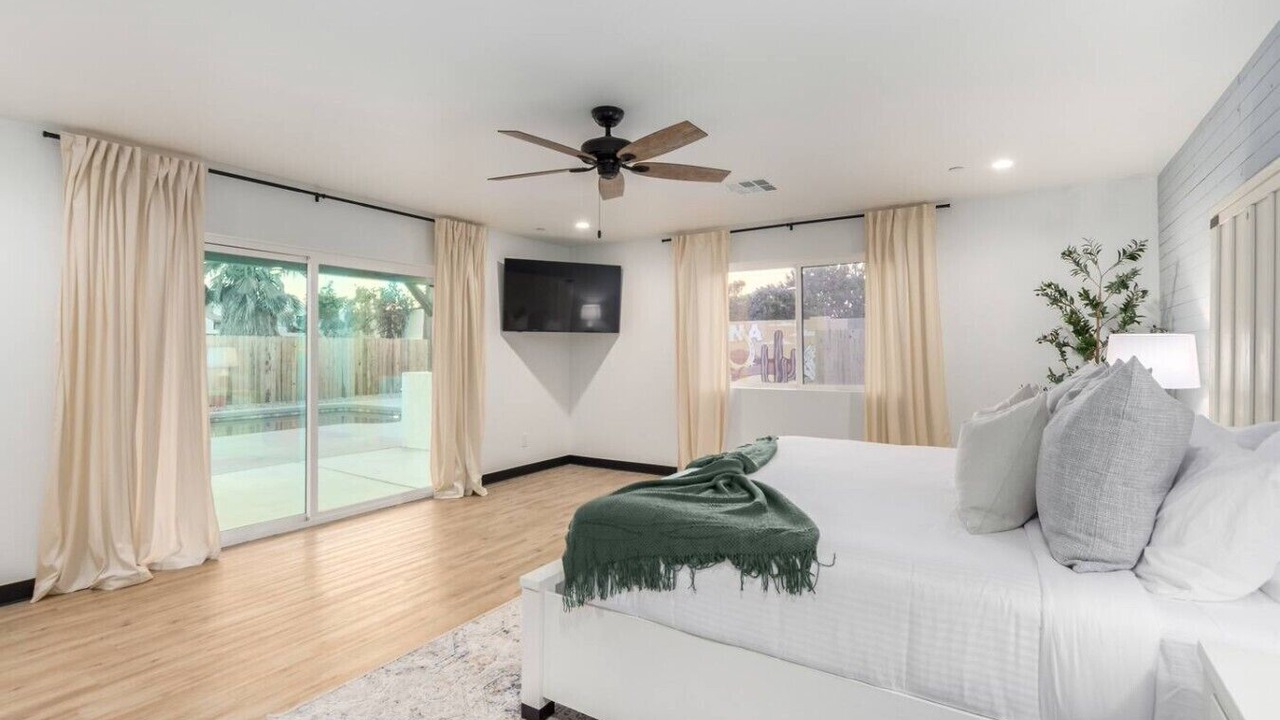 Photo of Bedroom in Desert Shadows